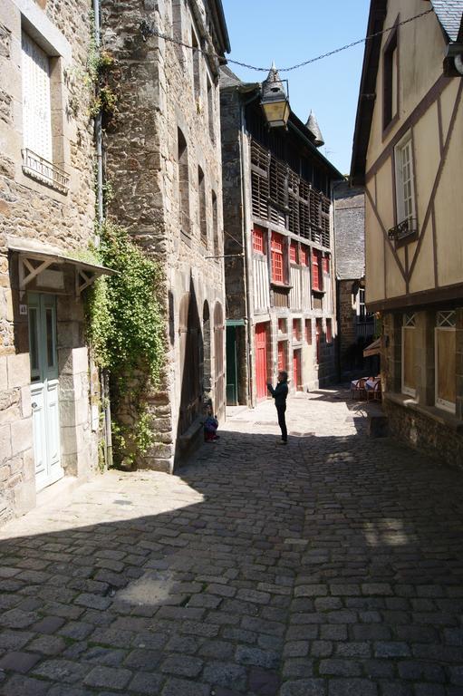 Apartmán Au Fil De L'Eau - Le Bord De Rance Dinan Exteriér fotografie