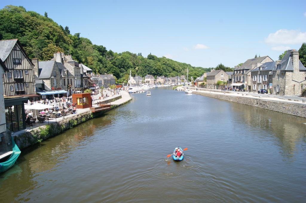 Apartmán Au Fil De L'Eau - Le Bord De Rance Dinan Exteriér fotografie