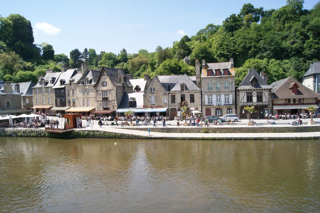 Apartmán Au Fil De L'Eau - Le Bord De Rance Dinan Exteriér fotografie